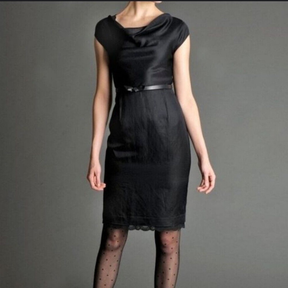Banana Republic Mad Men Collection 60’s Inspired Lace Tipped Dress